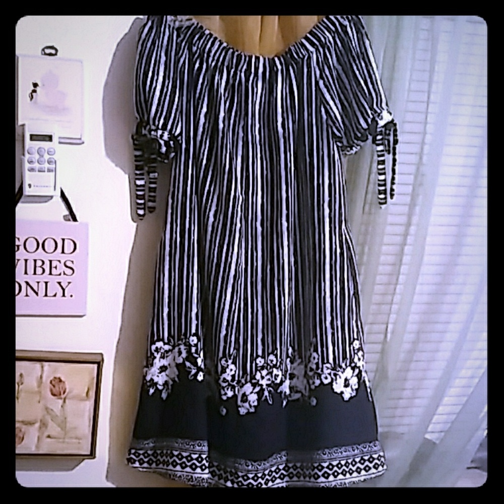 Xhilaration loose dress